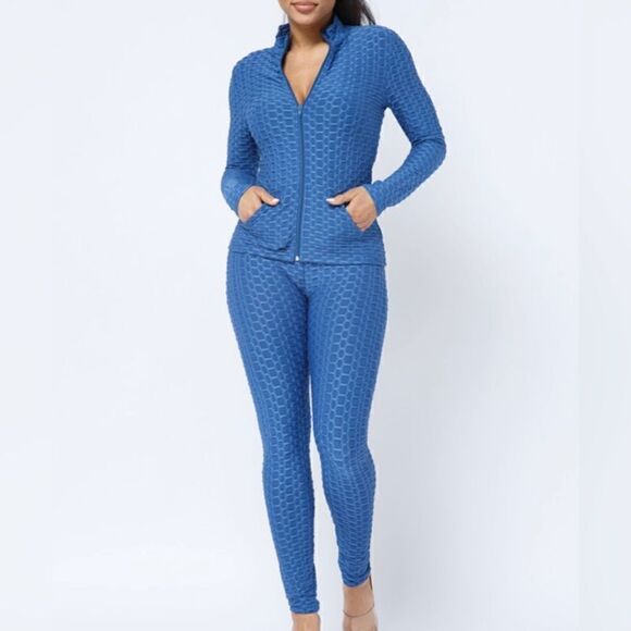 Blue honeycomb two piece active set - Picture 1 of 5